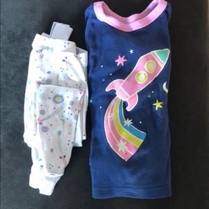 Gap rocket ship toddler girls pajamas